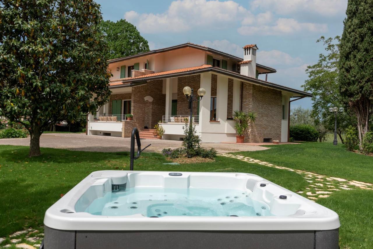 Villa Barbara San Giovanni In Marignano Exterior photo